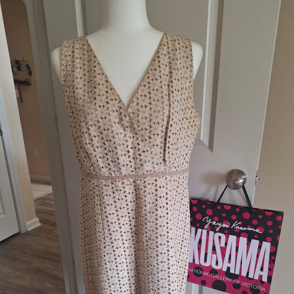 Elegant Cream Sleeveless Dress Size 12